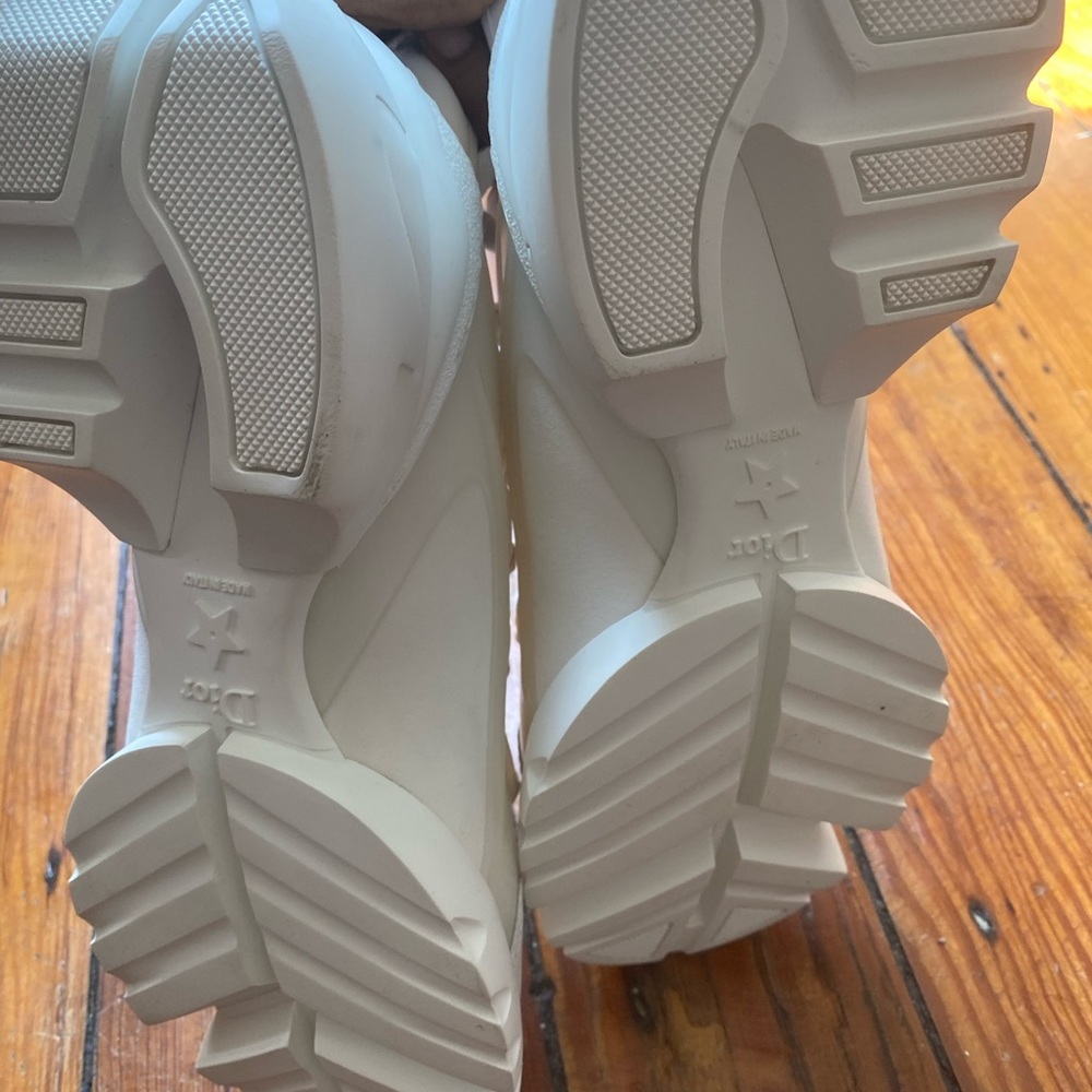 Authentic Dior D Connect